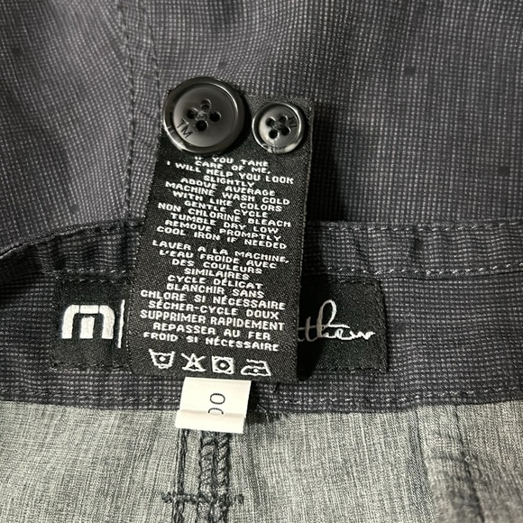 Travis Mathew Short Performance Golf Black Striped Stretch Pockets Dots Sz 38 - Picture 8 of 11